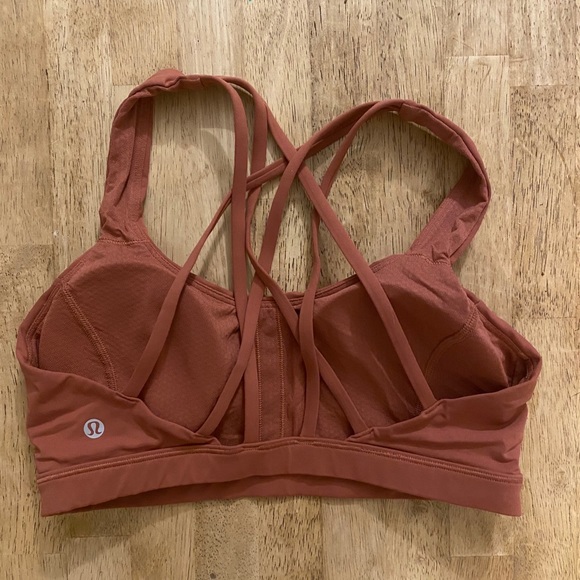 Ω Lululemon - Picture 2 of 3